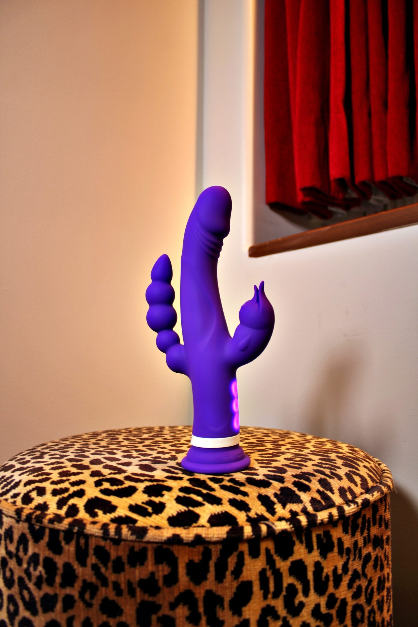 Suction Cup Dildo, Suction Cup Vibrator - Iris | V For Vibes
