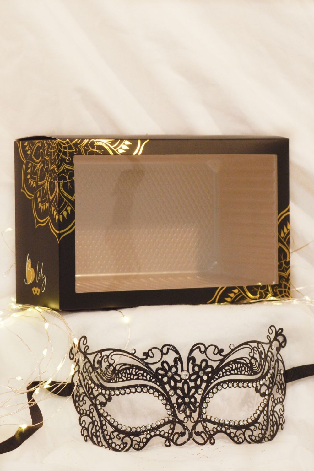 Venetian mask BL274618-1