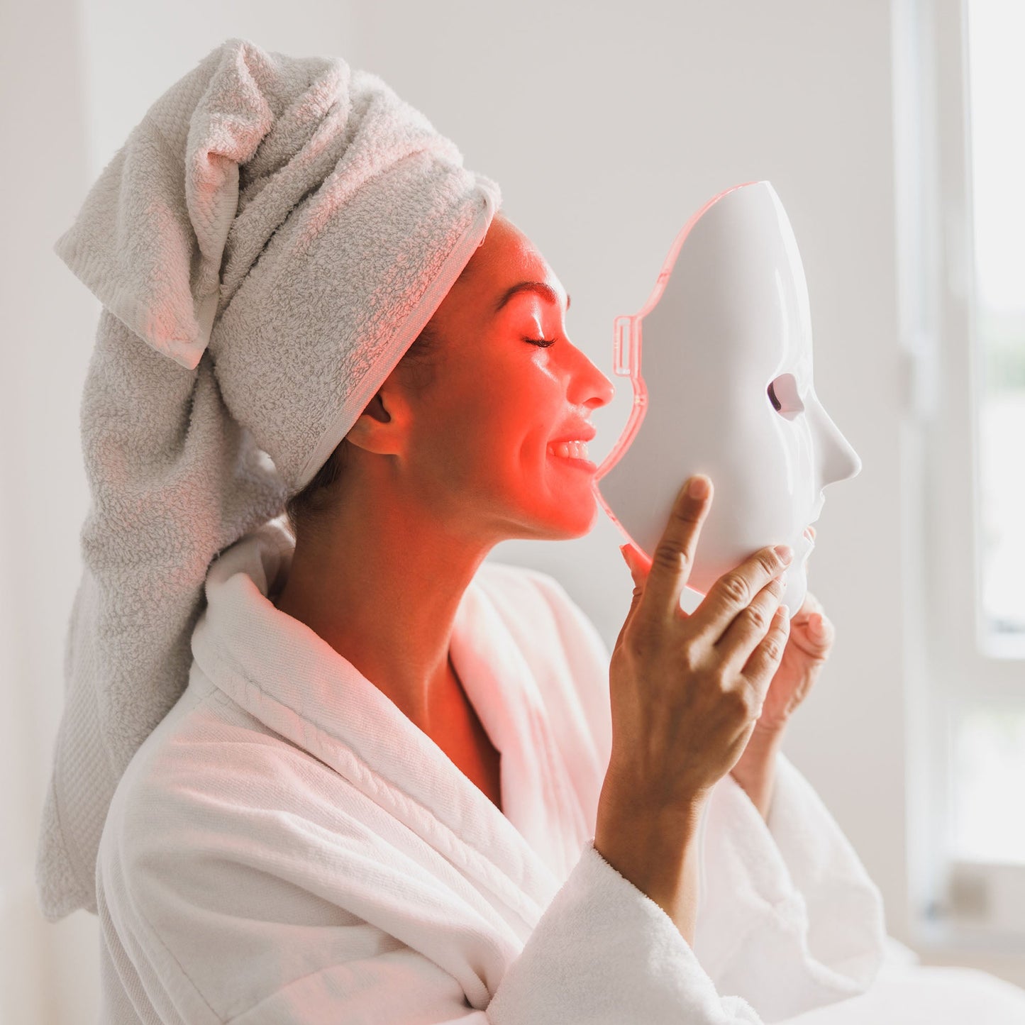 Pursonic Ultimate LED Rejuvenation Set: Face Mask, Eye Mask & 7-in-1 Light Therapy Device-1