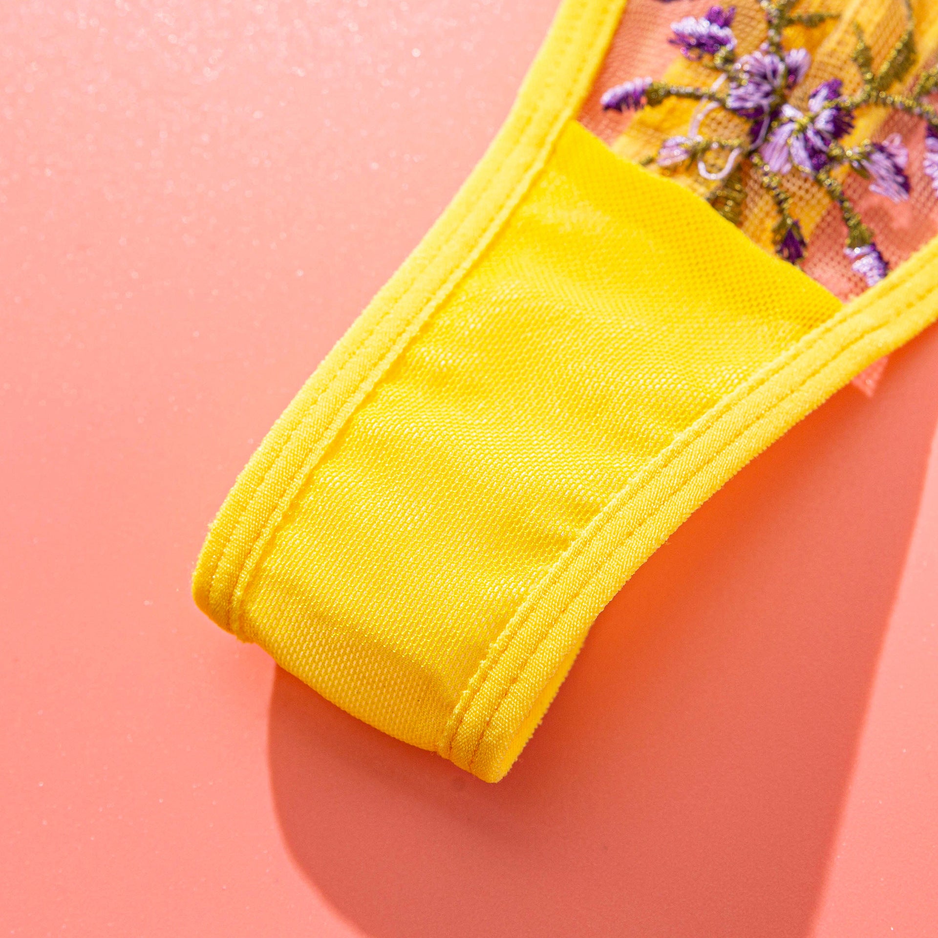 Wholesale Sunburst Floral Embroidered Lace Corset Set-12