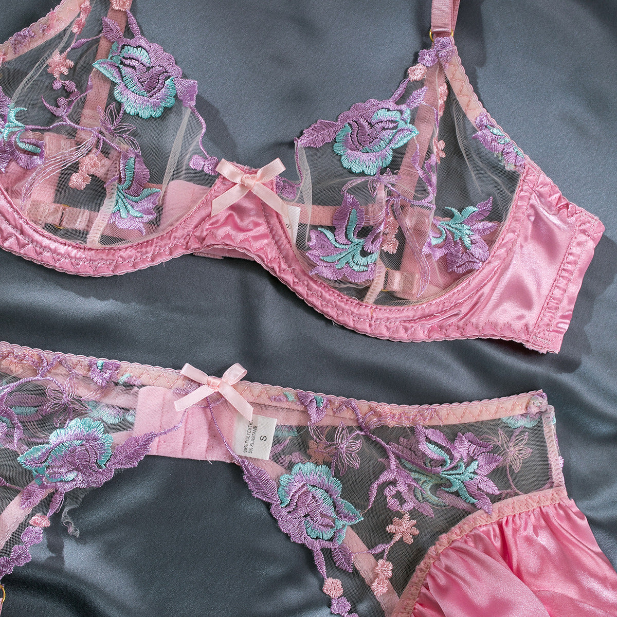 Wholesale Pink Floral Lace Garter Lingerie Set Bra Show