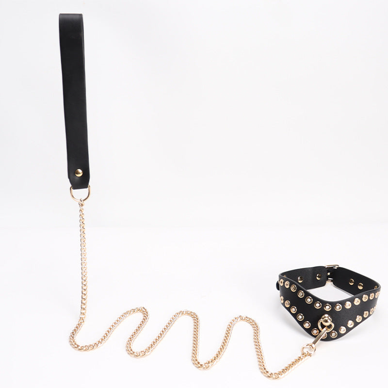 Wholesale Submissive Starter Kit with Rivet Design leash